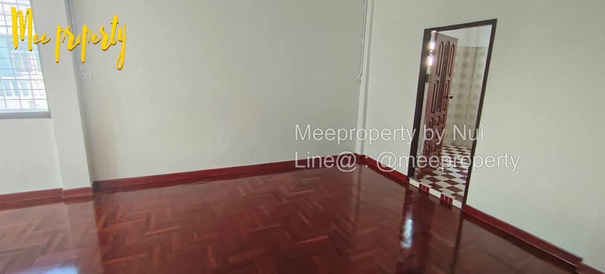 ขายทาวน์โฮมพระราม 2 บางขุนเทียน : ขายด่วน! ทาวน์โฮม 3 ชั้น แปลงมุม รีโนเวทใหม่ ใกล้ปากซอยพระราม 2 ซอย 27 เพียง 170 เมตร (1 นาที)  ห้ามพลาด! ทาวน์โฮมทำเลดี รีโนเวทใหม่พร้อมอยู่!  ME-248 