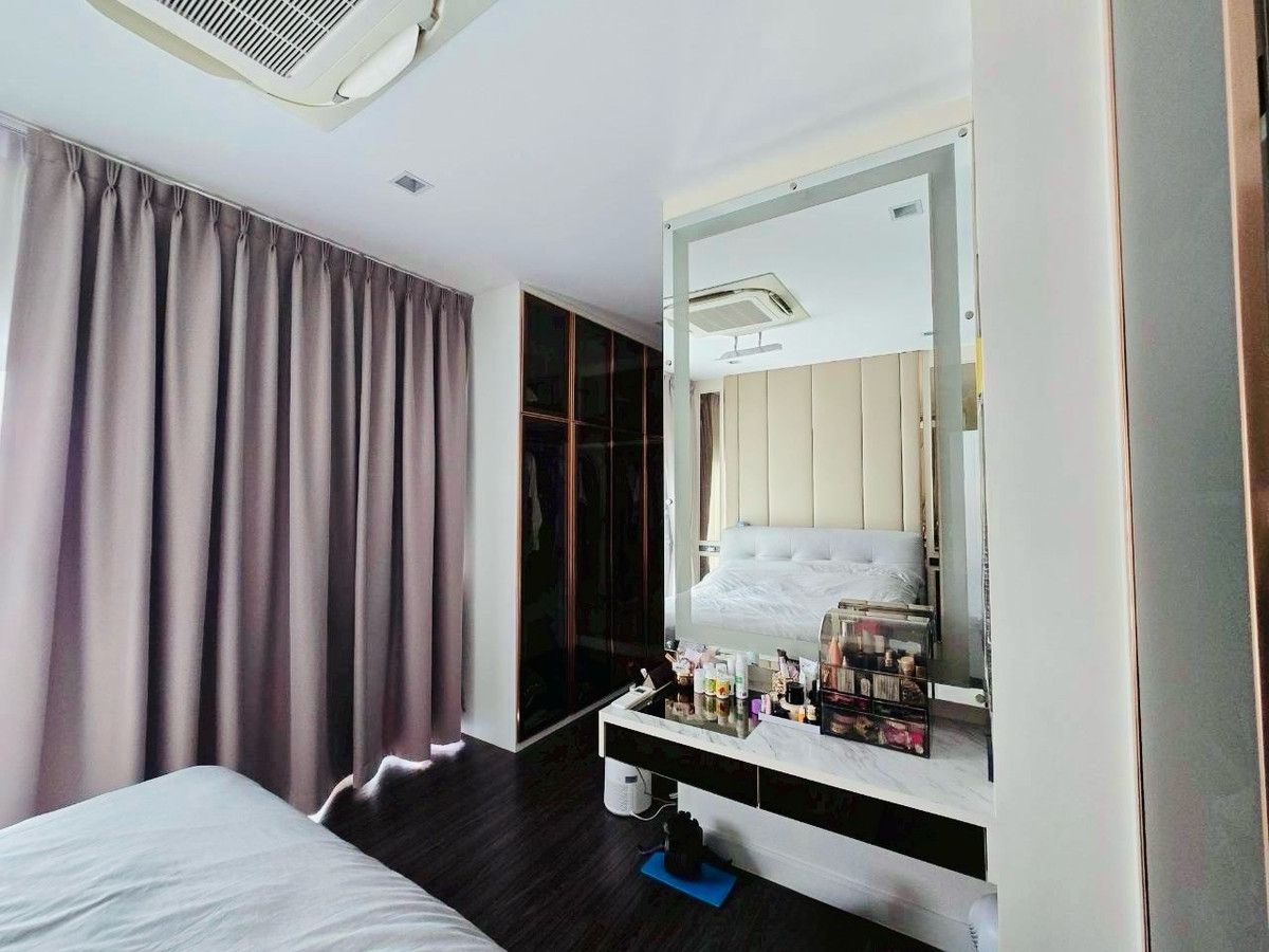 For SaleHouseNawamin, Ramindra : Luxury house, fully furnished, next to toll