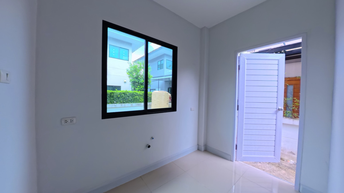 ขายบ้านพระราม 5 ราชพฤกษ์ บางกรวย : บ้านมือหนึ่ง …. ราคามือสอง ทำเลติดถนนราชพฤกษ์