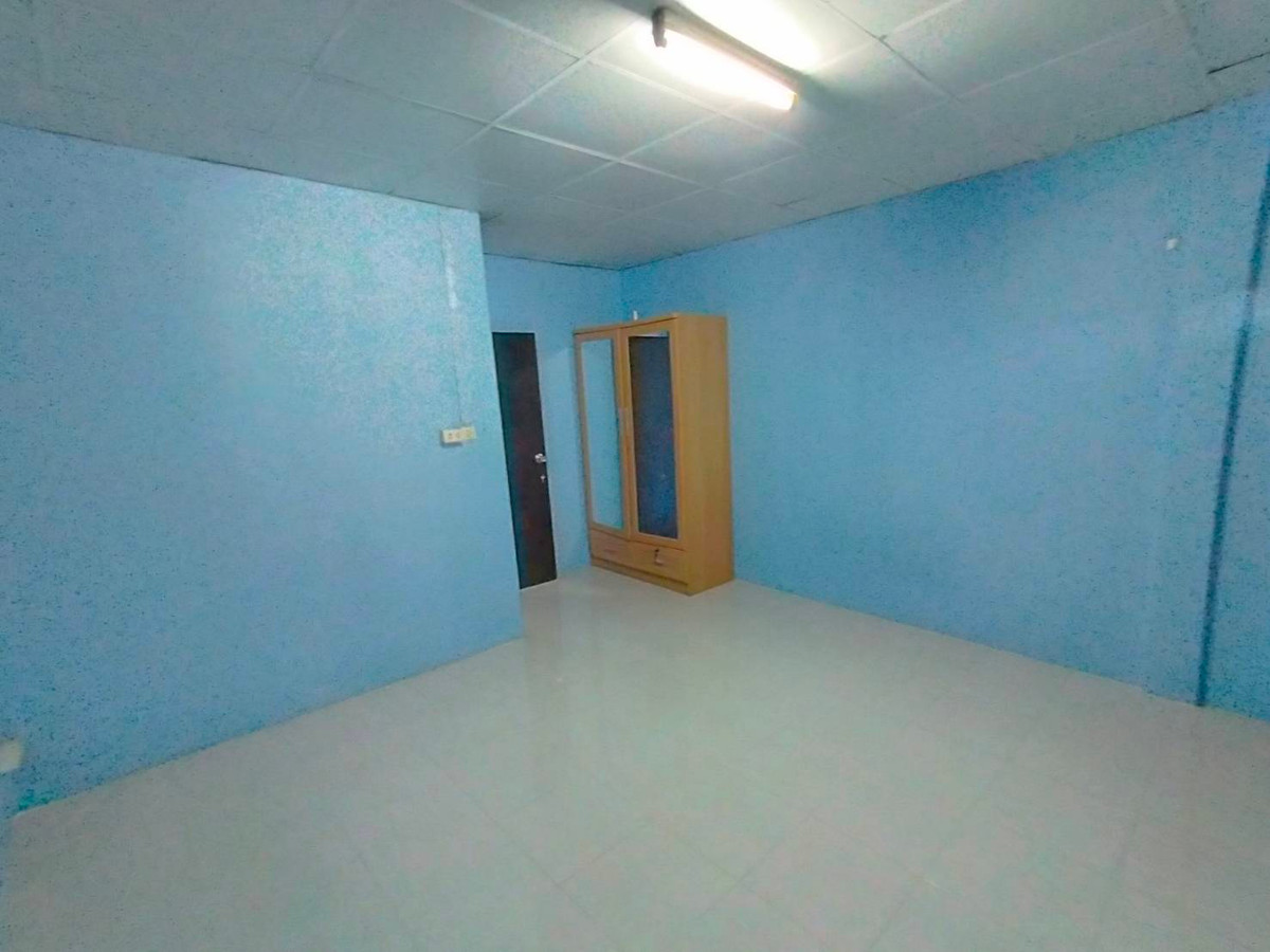 ให้เช่าทาวน์โฮมมีนบุรี-ร่มเกล้า : ⚡ ให้เช่า ทาวน์โฮม 2 ชั้น ซอย รามคำแหง 188 ขนาด 17 ตร.ว. ⚡