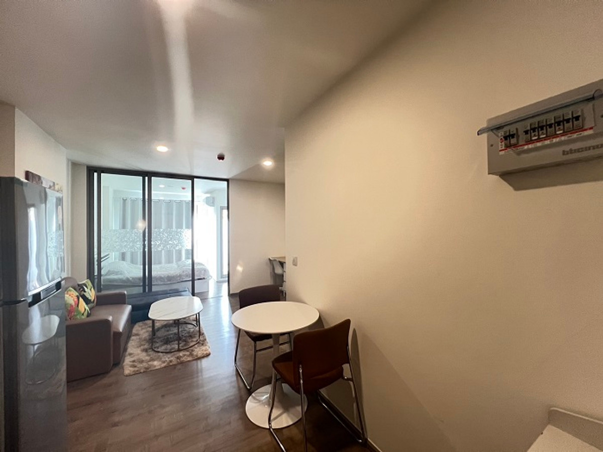 For RentCondoPinklao, Charansanitwong : Condo for rent, Aspire Pinklao Arun Amarin, 1 bedroom, 1 bathroom, 32 sq m., 2nd floor, Building A, rental price 15000/month, happy to give advice, call or Line 0946245941