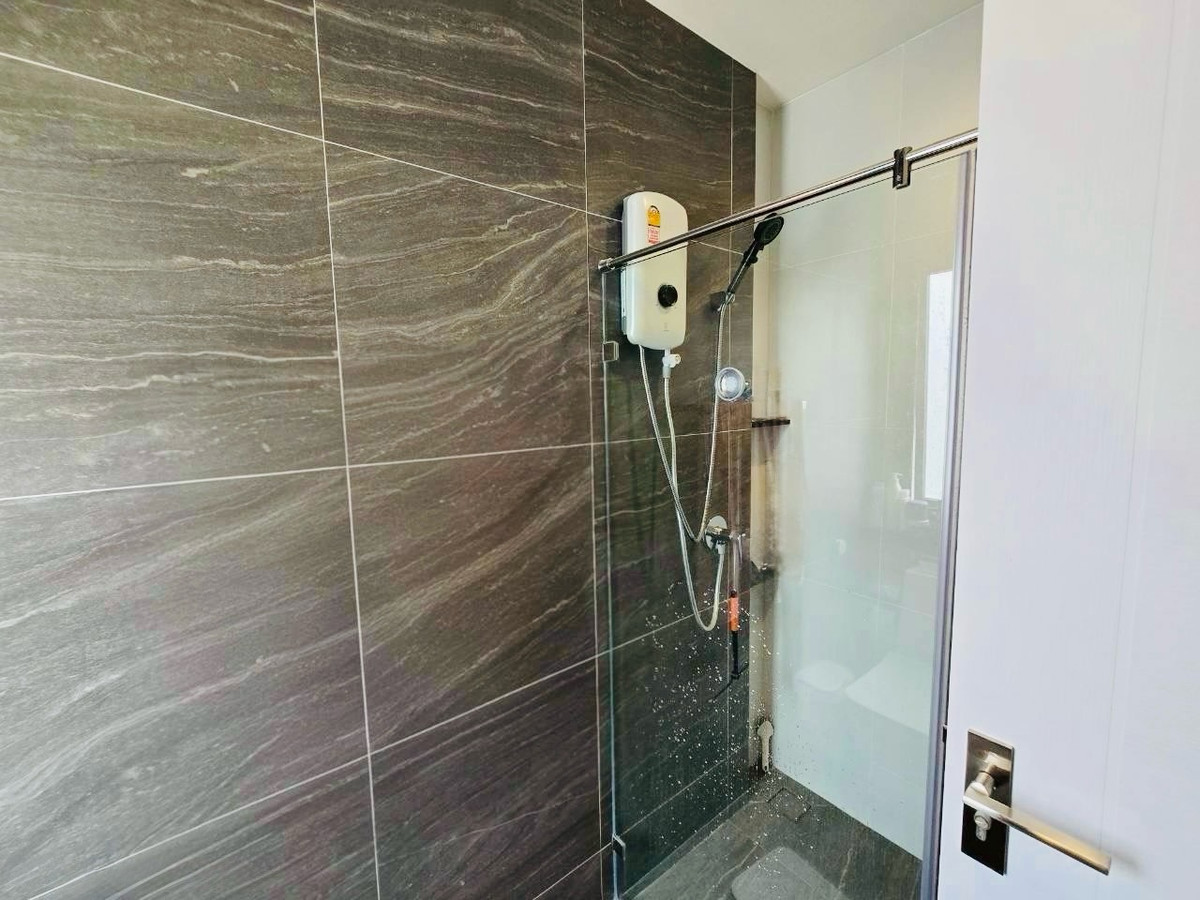 For SaleHouseNawamin, Ramindra : Luxury house, fully furnished, next to toll