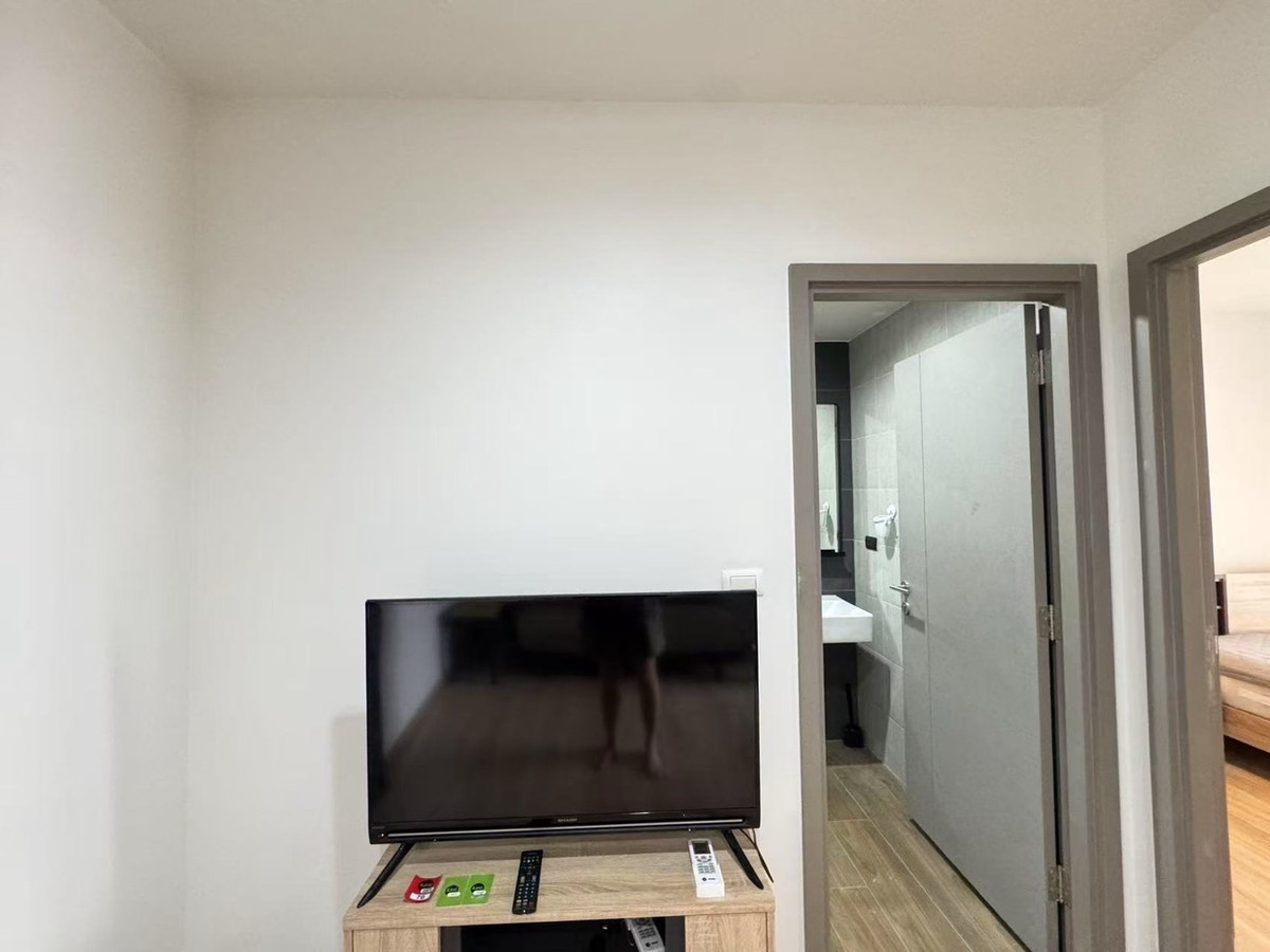 For RentCondoRama9, Petchburi, RCA : For rent: The Base Garden Rama9, ready to move in.