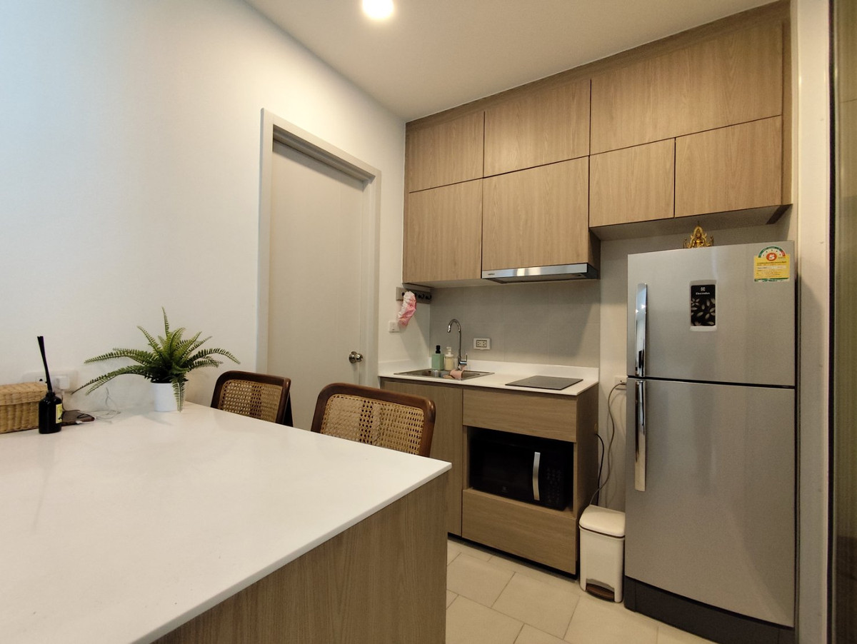 For RentCondoPinklao, Charansanitwong : *FOR RENT* De LAPIS Charan 81, complete room, near MRT Bang Phlat 30 m.