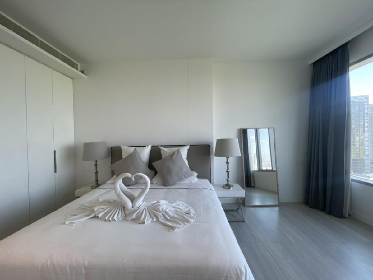 For RentCondoWitthayu, Chidlom, Langsuan, Ploenchit : 🏠✨ 185 Rajadamri | 2-Bedroom Condo for Rent (HBH-ST-217)