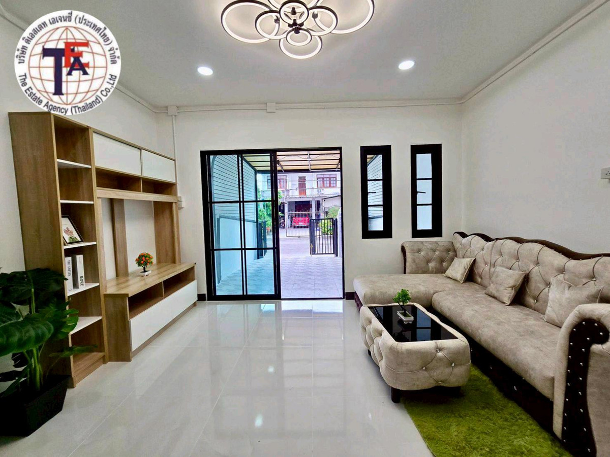 ขายทาวน์โฮมมีนบุรี-ร่มเกล้า : ขายทาวน์เฮ้าส์ 2 ชั้น หมู่บ้านสุภาวัลย์ รามคำแหง 176 สุขาภิบาล 3 มิสทีน รถไฟฟ้าสีส้ม ศูนย์วัฒนธรรมมีนบุรี สุวินทวงศ์ 