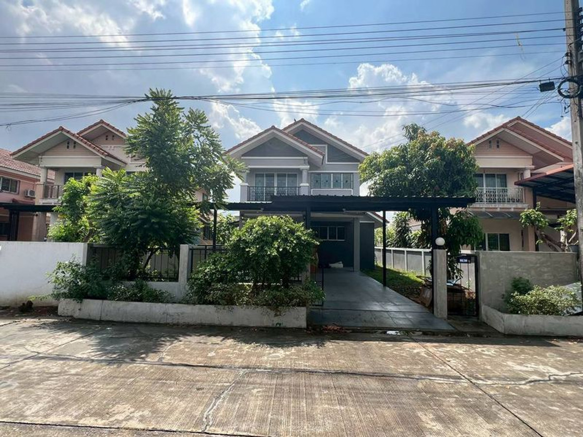 ขายบ้านปทุมธานี รังสิต ธรรมศาสตร์ : ขายบ้านเดี่ยว หมู่บ้านวิสต้าวิลล์ 3 ลำลูกกา-คลอง8 เนื้อที่ 69 ตารางวา 4 ห้องนอน ตำบลลำลูกกา อำเภอลำลูกกา จังหวัดปทุมธานี