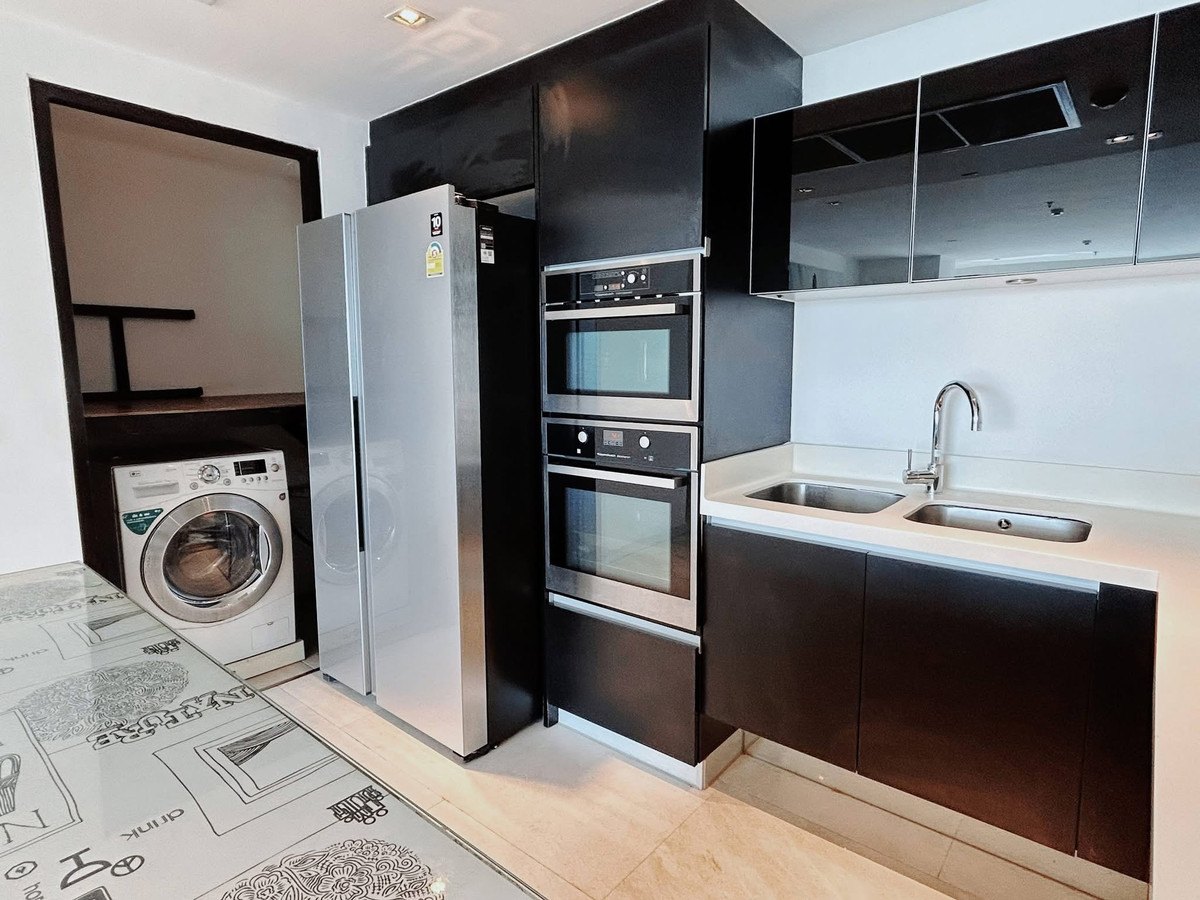 ให้เช่าคอนโดสุขุมวิท อโศก ทองหล่อ : 🏠✨ Eight Thonglor Residences | ให้เช่าคอนโด 3 ห้องนอน (HBH-HL-18)