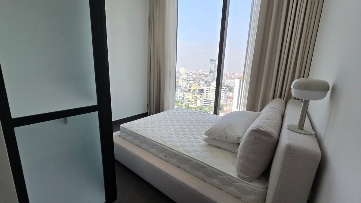 คอนโดสาทร นราธิวาส : Tait 12: 2bed 2.5bath 104.98 sqm. 32,500,000 Am: 0656199198 High floor Corner unit nice open view