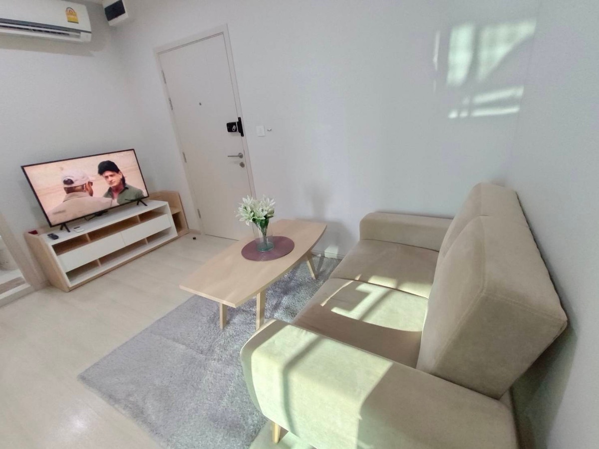For RentCondoPinklao, Charansanitwong : Room for Rent  Life Pinklao Condo  near MRT Bang Yi Khan 