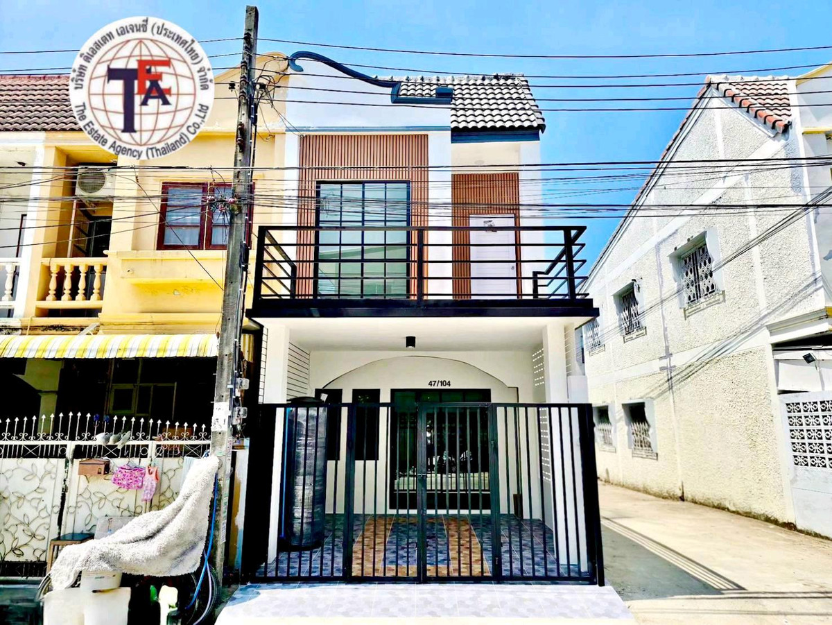 ขายทาวน์โฮมนวมินทร์ รามอินทรา : ขายทาวน์เฮ้าส์ 2 ชั้น หมู่บ้านวรางกูล (หลังมุม) เลียบคลองสอง ซอย 6  ปัญญาอินทรา พระยาสุเรนทร ์หทัยราษฎร ์รามอินทรา สุเหร่าคลอง 1  สนามกอล์ฟ วัดพระยาสุเรนทร์ ซาฟารีเวิลด์ แฟชั่นไอส์แลนด์ รร.สาธิตพัฒนา  รร.บางชัน รถไฟฟ้าสีชมพู 
รพ.สินแพทย์ รพ.นพรัตน์