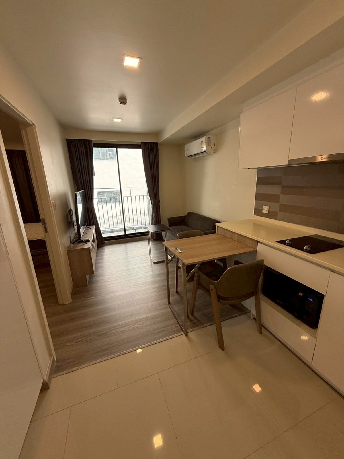 For RentCondoRama9, Petchburi, RCA : 🔥Rent!!🔥 Code PR245 Condo Maestro 03 Ratchada-Rama 9