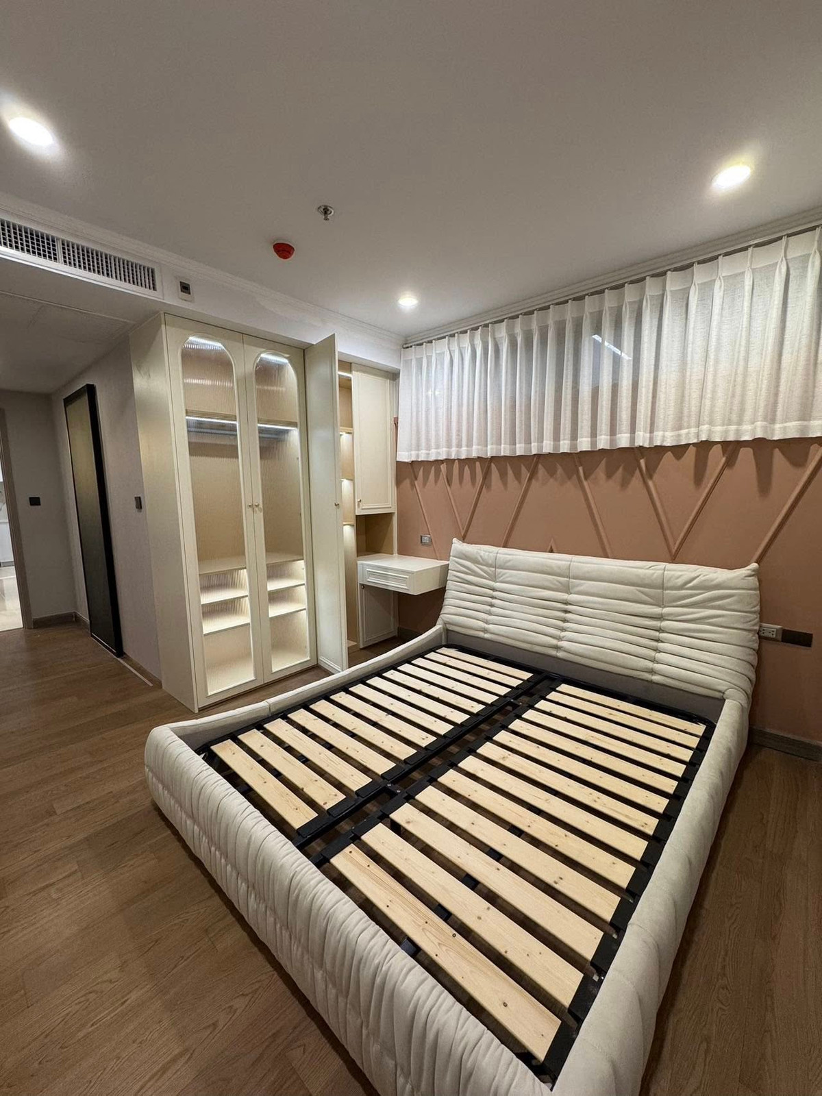 ให้เช่าคอนโดสุขุมวิท อโศก ทองหล่อ : PFD-08071 ให้เช่า Supalai Oriental สุขุมวิท 39 3 นอน ไซส์ใหญ่อลังการ 140 ตรม. ใกล้ BTS พร้อมพงษ์