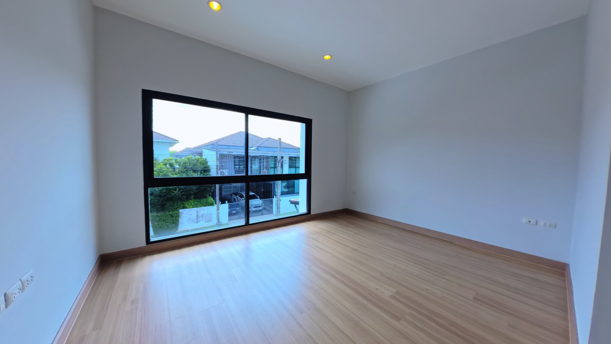 ขายบ้านพระราม 5 ราชพฤกษ์ บางกรวย : บ้านมือหนึ่ง …. ราคามือสอง ทำเลติดถนนราชพฤกษ์