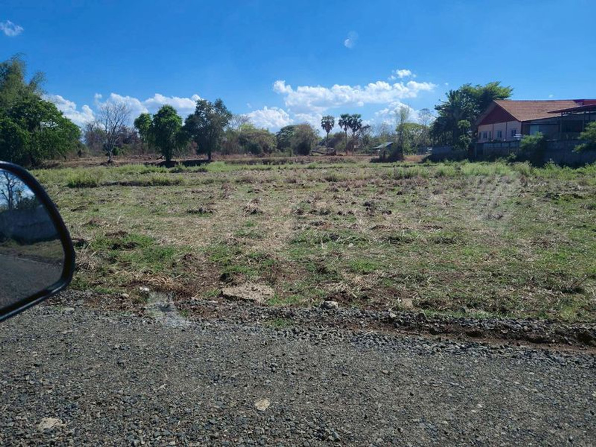 ขายที่ดินบุรีรัมย์ : ขายที่ดินเปล่า ถมแล้ว เนื้อที่ 9 ไร่ 84 ตารางวา ใกล้สนามช้างอารีน่า อำเภอเมืองบุรีรัมย์ ตำบลอิสาณ จังหวัดบุรีรัมย์