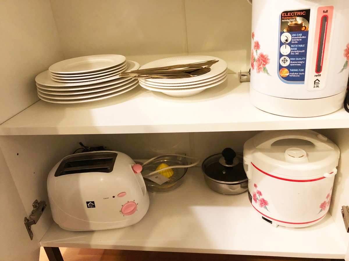 ให้เช่าทาวน์โฮมนนทบุรี บางใหญ่ บางบัวทอง : ให้เช่า ทาวน์เฮ้าส์แต่งสไตล์โมเดิร์น พฤกษา แก้วอินทร์ บางใหญ่ ใกล้ เซ็นทรัลเวสต์เกตุ ราคา 18,900 บาท