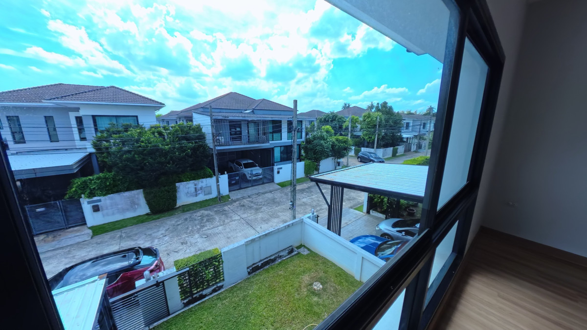 ขายบ้านพระราม 5 ราชพฤกษ์ บางกรวย : บ้านมือหนึ่ง …. ราคามือสอง ทำเลติดถนนราชพฤกษ์