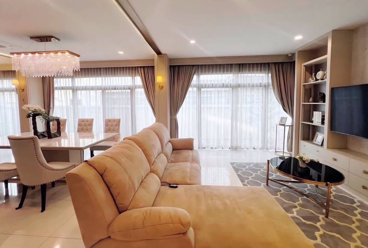 ให้เช่าบ้านลาดกระบัง สุวรรณภูมิ : บ้าน2ชั้นเดี่ยวให้เช่า สุขุมวิท77 เพอเฟค มาสเตอร์พีซ กรุงเทพ พร้อมอยู่ ถือกระเป๋าใบเดียวเข้าอยู่ได้