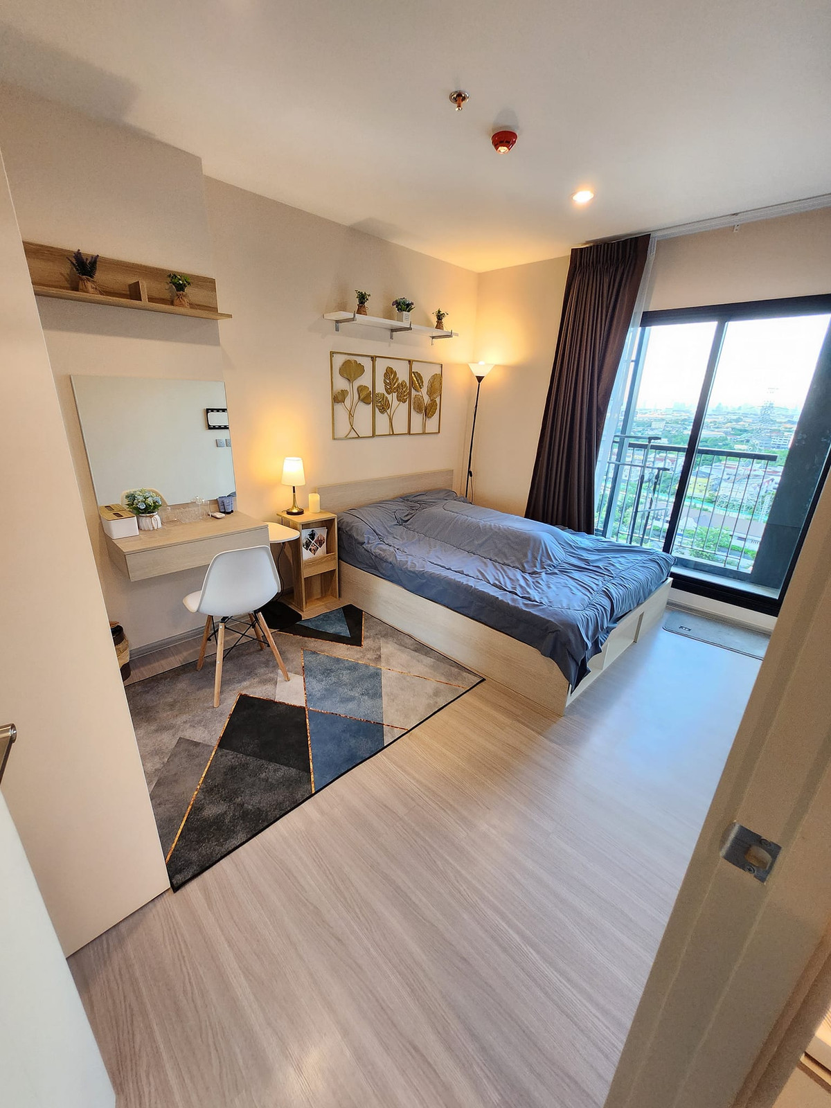 For RentCondoSamut Prakan,Samrong : PFD-08069 For rent Aspire Erawan Prime 2 bedrooms, 35 sq m., 15th floor, next to BTS Chang Erawan.