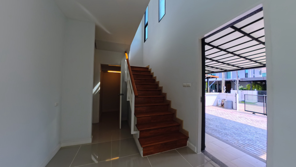 ขายบ้านพระราม 5 ราชพฤกษ์ บางกรวย : บ้านมือหนึ่ง …. ราคามือสอง ทำเลติดถนนราชพฤกษ์