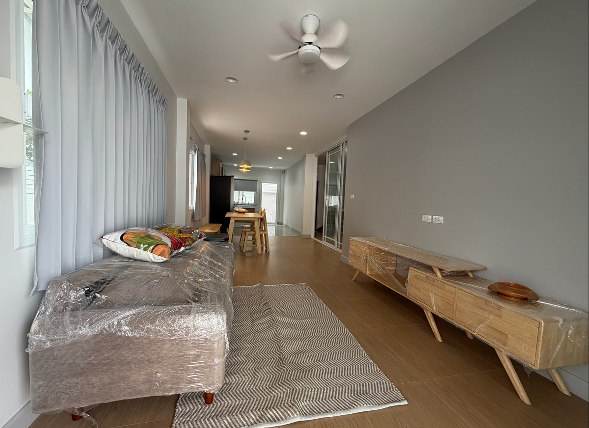 อ่อนนุช อุดมสุข : ขาย & ให้เช่า บ้านแฝดใหม่มือหนึ่ง ทำเลอ่อนนุช 40