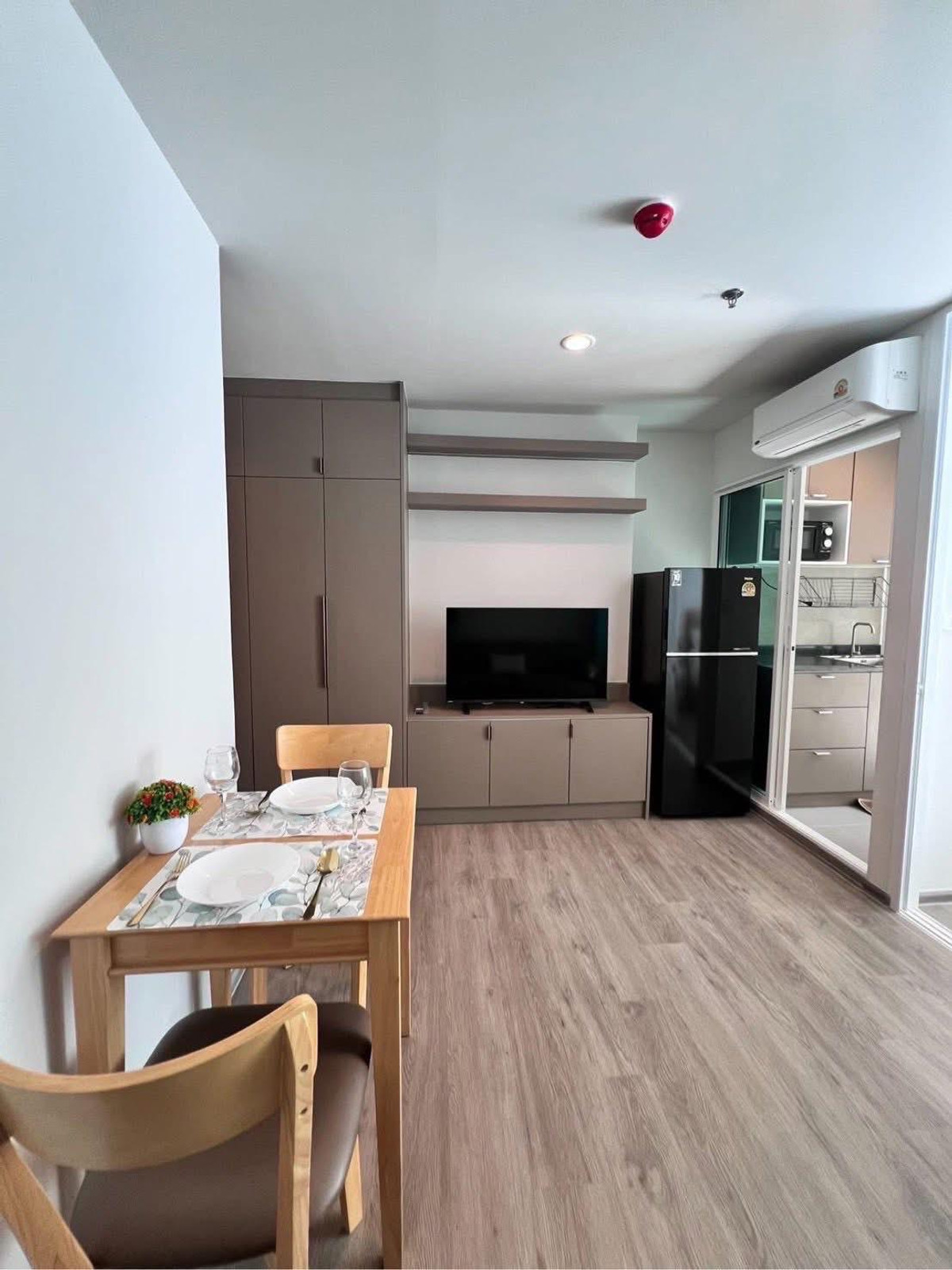 For RentCondoBangna, Bearing, Lasalle : ✅ Beautiful Fully Furnished Condo, Move-in Ready | Regent Home Bangna | Near BTS Bang Na ✅