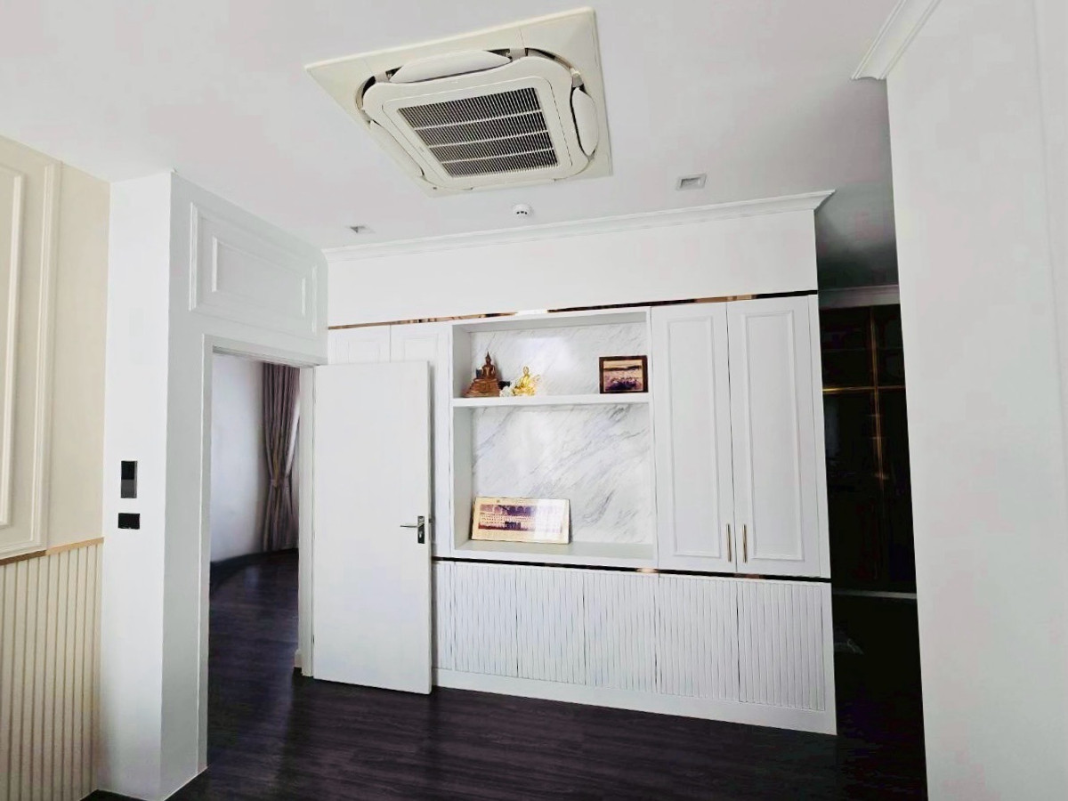 For SaleHouseNawamin, Ramindra : Luxury house, fully furnished, next to toll