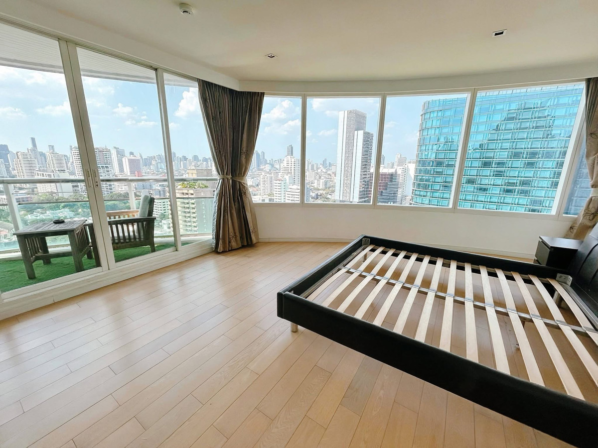 ให้เช่าคอนโดสุขุมวิท อโศก ทองหล่อ : 🏠✨ Eight Thonglor Residences | ให้เช่าคอนโด 3 ห้องนอน (HBH-HL-18)