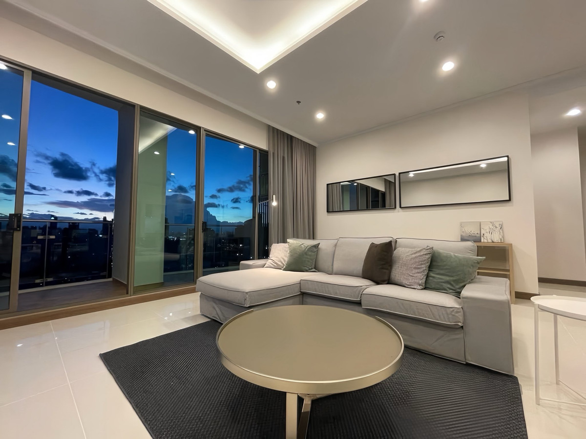 For RentCondoSukhumvit, Asoke, Thonglor : PFD-08067 for sale/rent Supalai Oriental Sukhumvit 39, 3 bedrooms, 145 sq m., 28th floor, near BTS Phrom Phong.