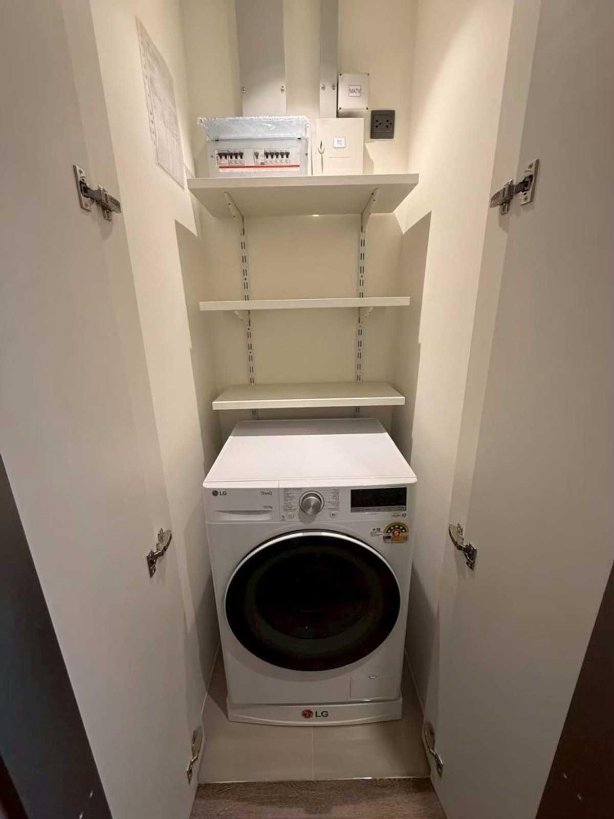 For RentCondoRama9, Petchburi, RCA : Condo for rent Nue District R9