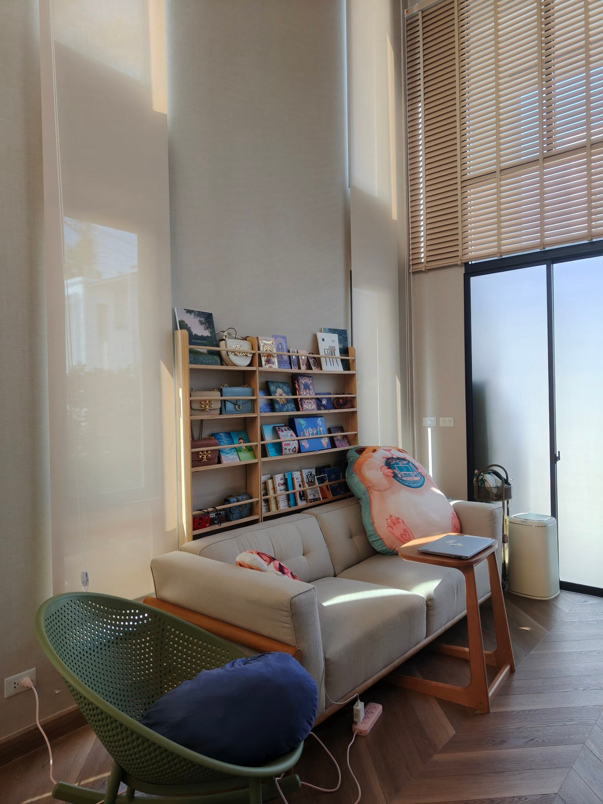 ให้เช่าทาวน์โฮมนวมินทร์ รามอินทรา : RH025126 ให้เช่า ทาวน์โฮม 2.5 ชั้น 3 ห้องนอน at Pruksa Ville Phaholyothin-Ramintra near BTS Sai Yud station