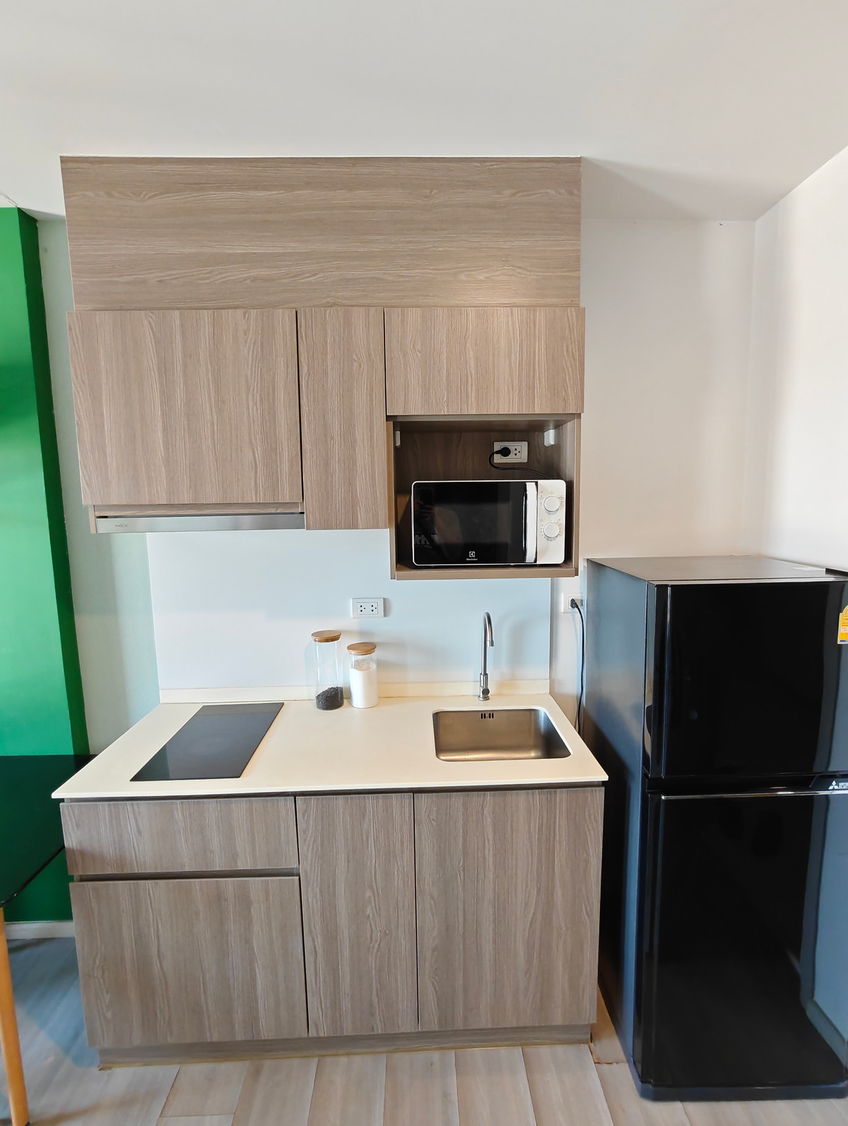 For SaleCondoPinklao, Charansanitwong : The Parkland Charan-Pinklao   30 sqm condo for sell 2.5M baht !(negotiable)