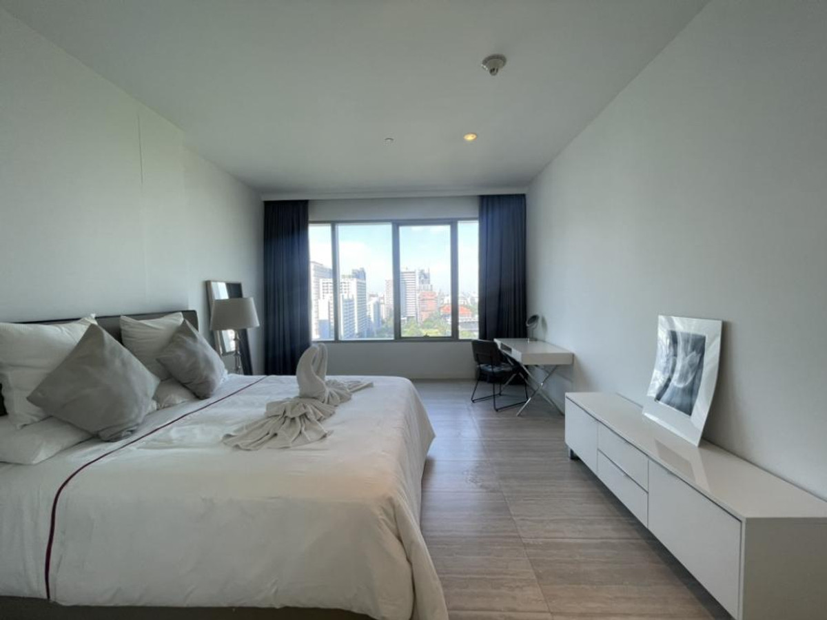 For RentCondoWitthayu, Chidlom, Langsuan, Ploenchit : 🏠✨ 185 Rajadamri | 2-Bedroom Condo for Rent (HBH-ST-217)