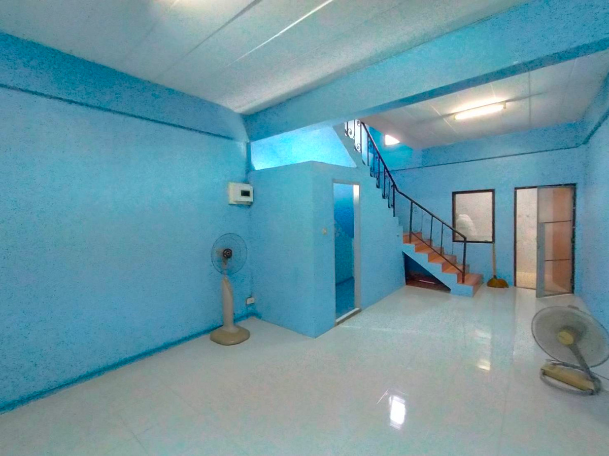 ให้เช่าทาวน์โฮมมีนบุรี-ร่มเกล้า : ⚡ ให้เช่า ทาวน์โฮม 2 ชั้น ซอย รามคำแหง 188 ขนาด 17 ตร.ว. ⚡