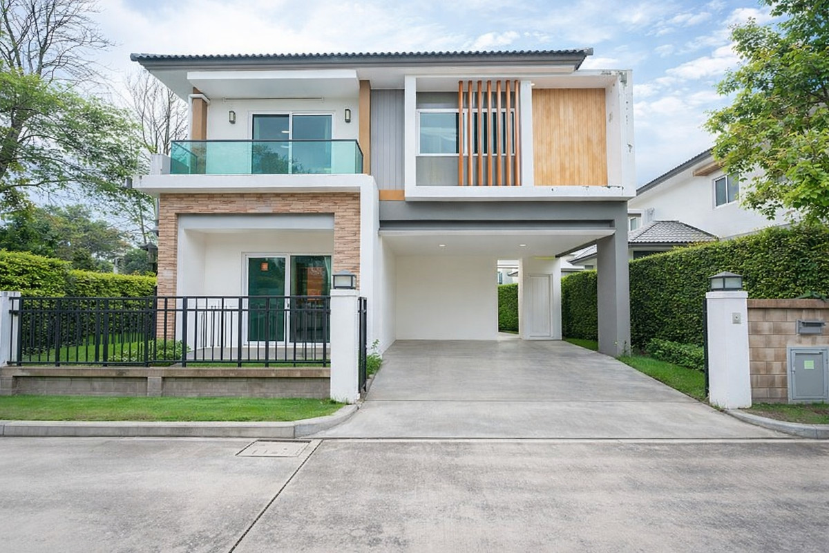 HouseRama 2, Bang Khun Thian : The Grand Rama 2, BLISS zone, beautiful house, fully furnished. Ready to move in, good society, best price in the project.