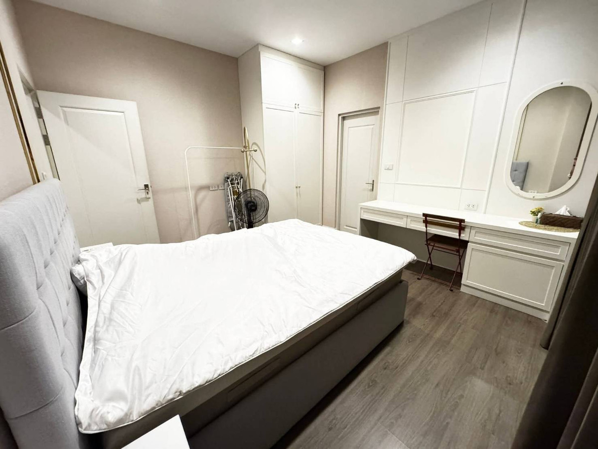 For RentHousePattanakan, Srinakarin : 📌 Luxury house for rent Bangkok Boulevard Rama 9