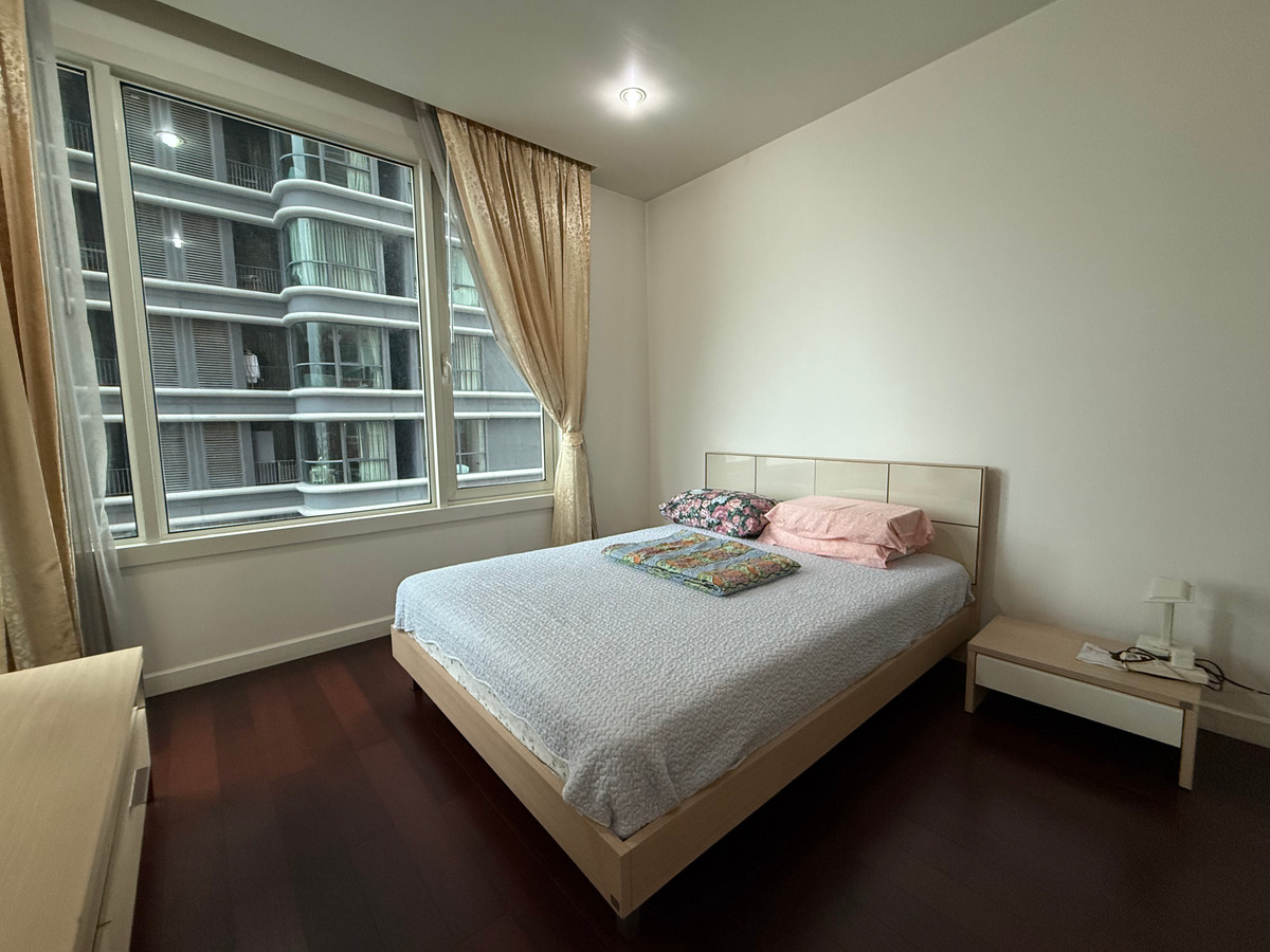 For SaleCondoWitthayu, Chidlom, Langsuan, Ploenchit : 🏠✨ Manhattan Chidlom | 1-Bedroom Condo for Sale (HBH-ST-216)