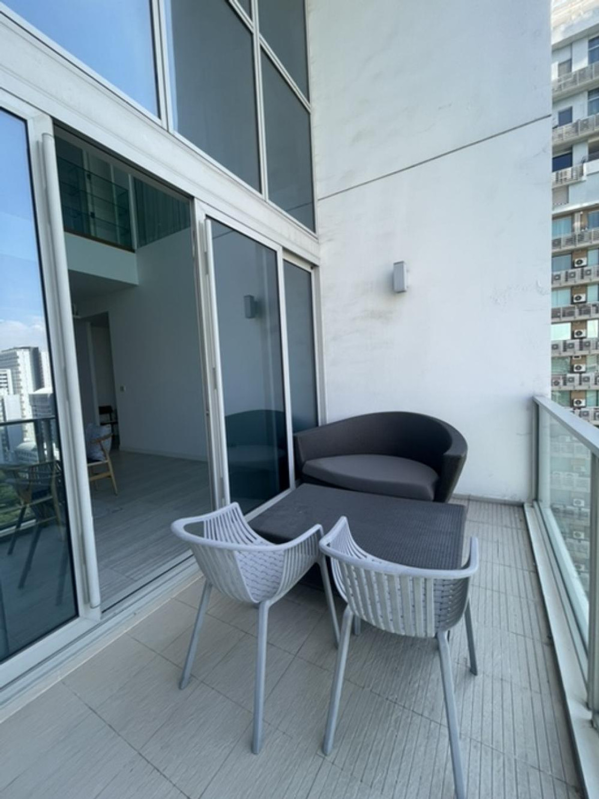 For RentCondoWitthayu, Chidlom, Langsuan, Ploenchit : 🏠✨ 185 Rajadamri | 2-Bedroom Condo for Rent (HBH-ST-217)