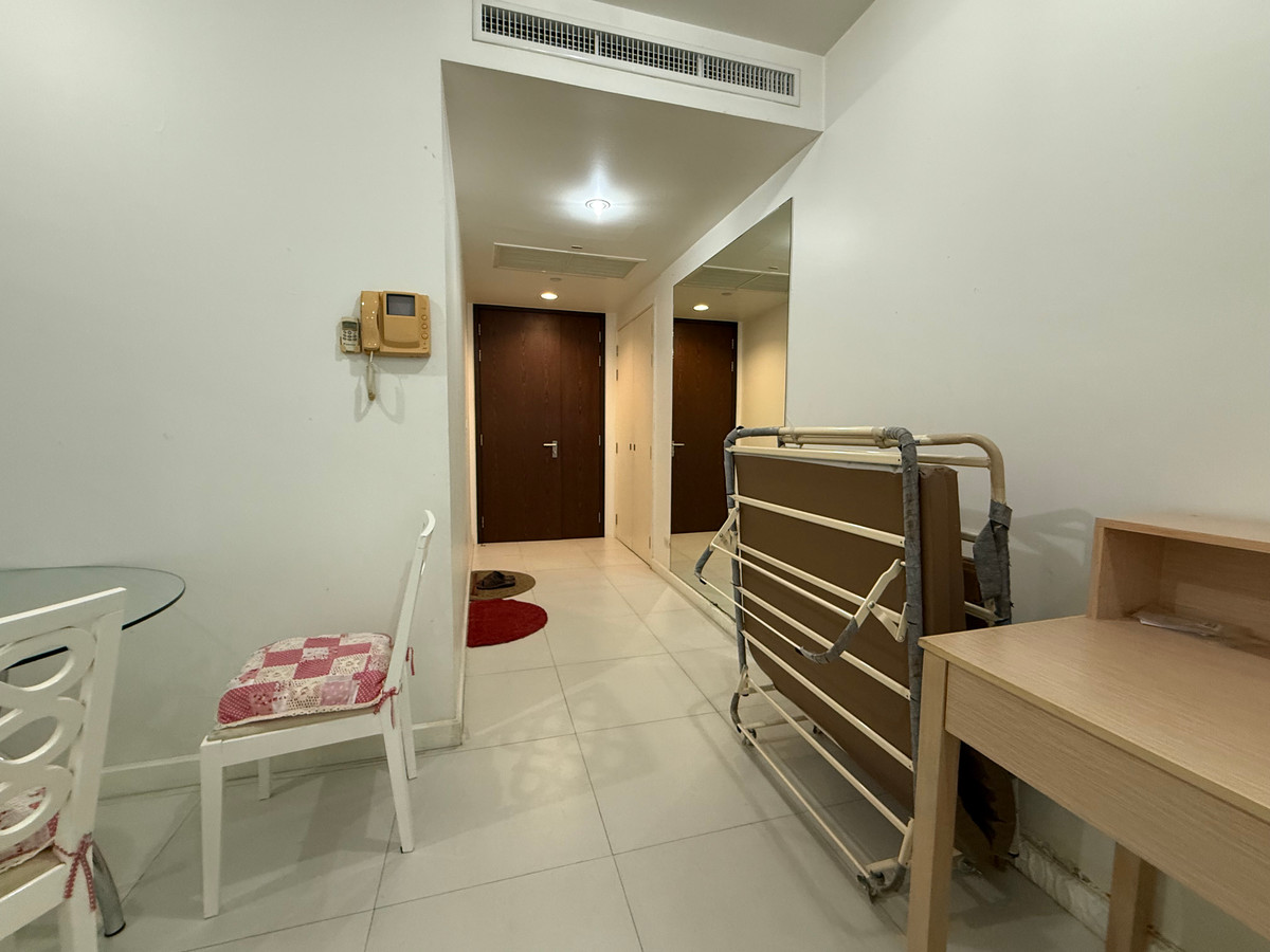 For SaleCondoWitthayu, Chidlom, Langsuan, Ploenchit : 🏠✨ Manhattan Chidlom | 1-Bedroom Condo for Sale (HBH-ST-216)