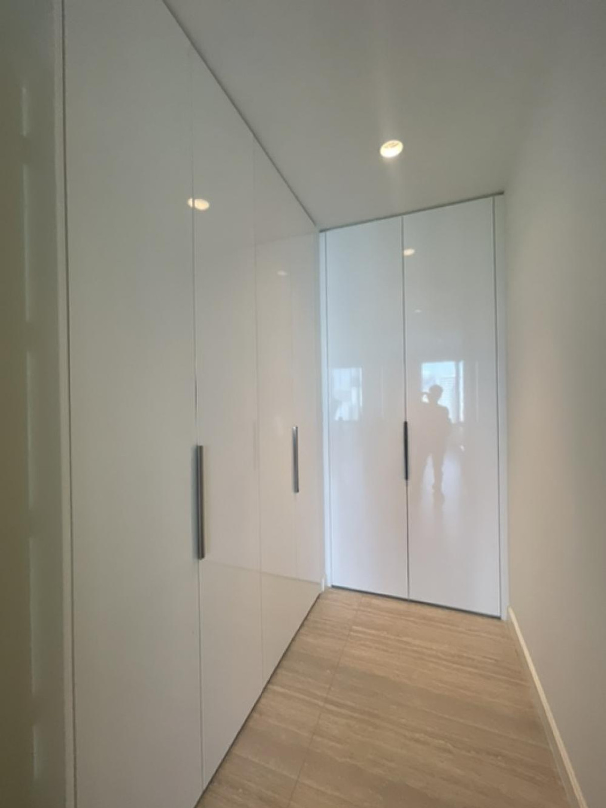 For RentCondoWitthayu, Chidlom, Langsuan, Ploenchit : 🏠✨ 185 Rajadamri | 2-Bedroom Condo for Rent (HBH-ST-217)