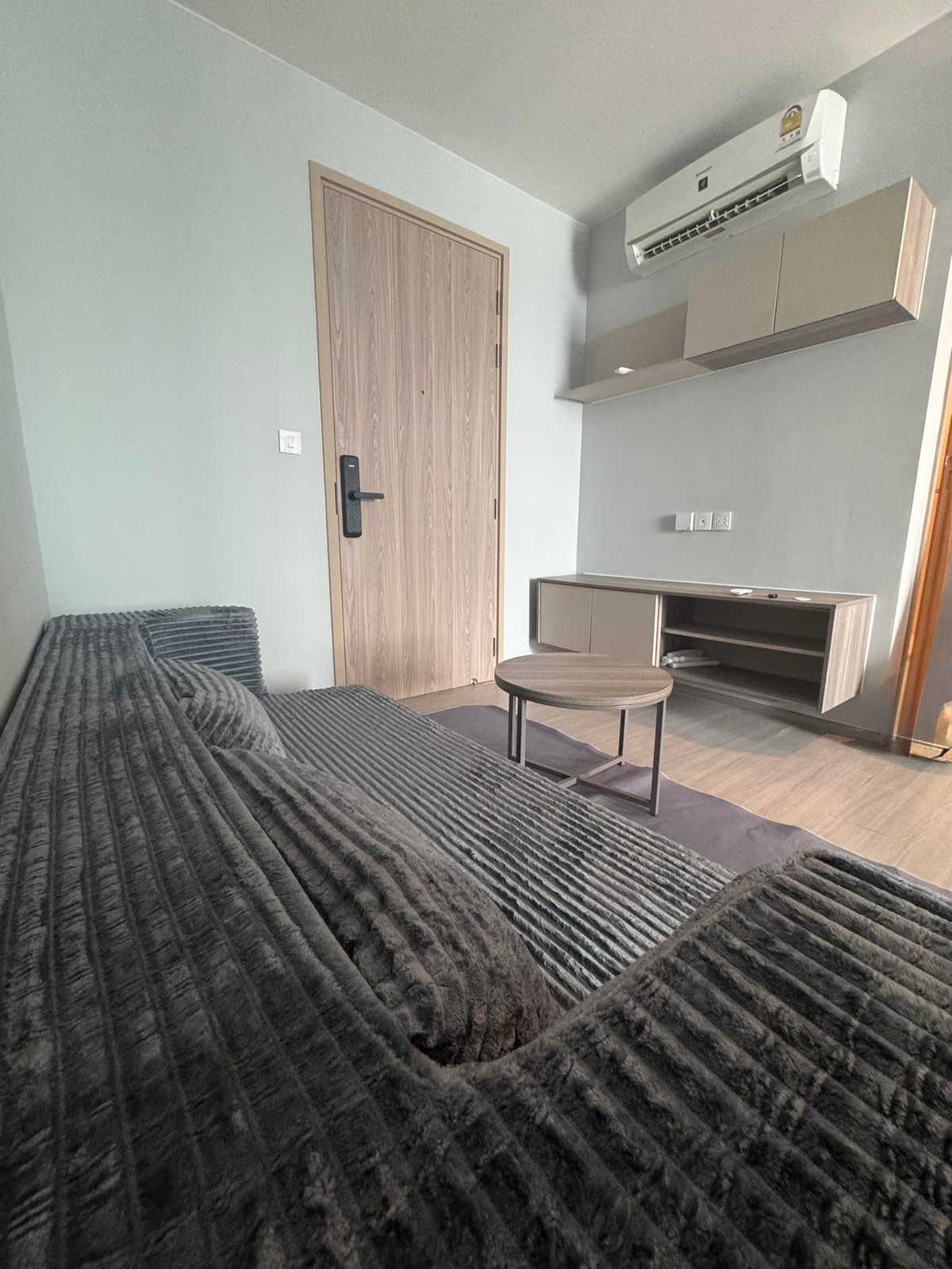 ให้เช่าคอนโดท่าพระ ตลาดพลู วุฒากาศ : ⭐️ Life Sathorn Sierra ⭐️1 ห้องนอน 1 ห้องน้ำ ,  Walk-in Closet  ห้องสวยพร้อมเข้าอยู่