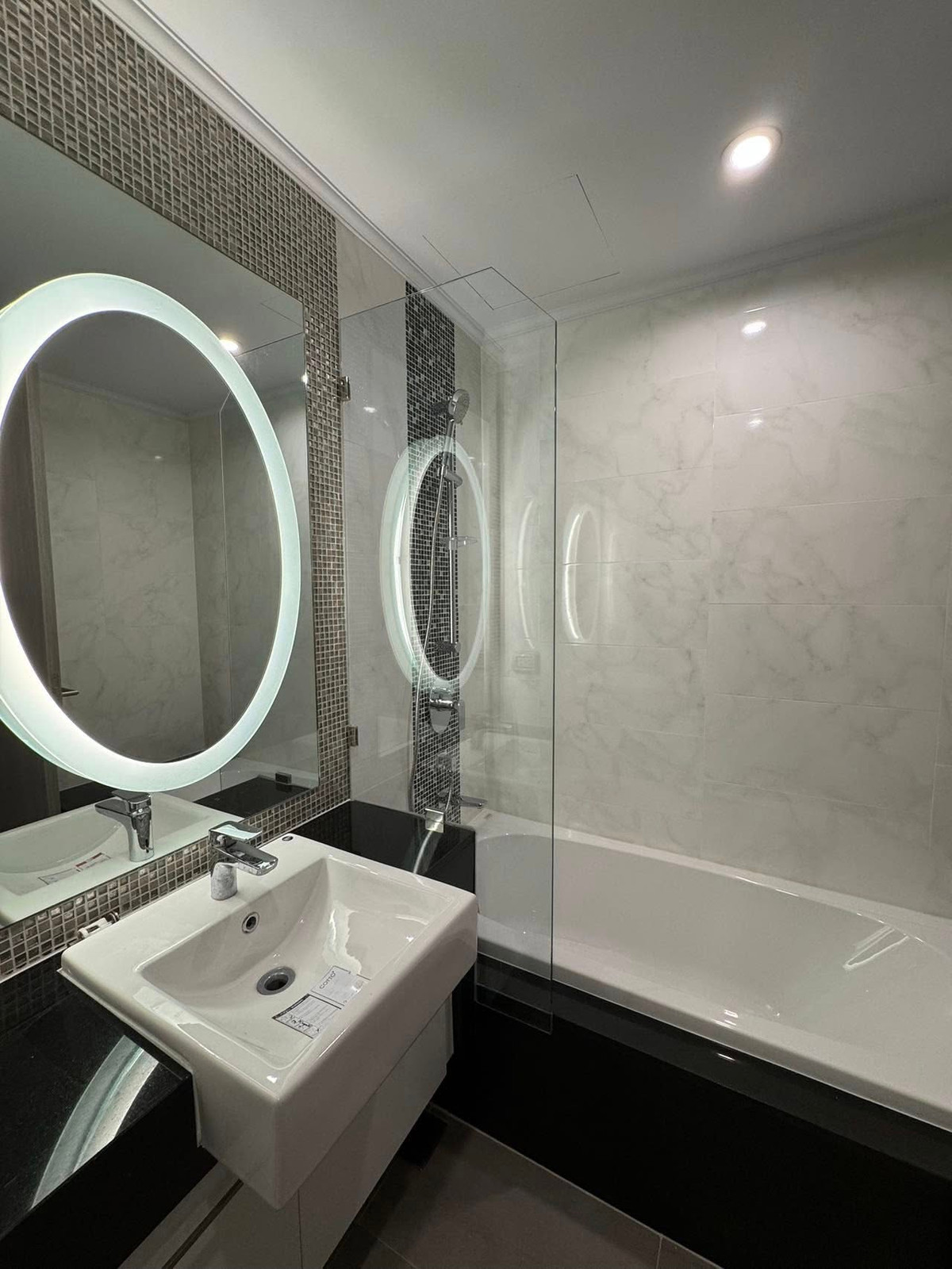 ให้เช่าคอนโดสุขุมวิท อโศก ทองหล่อ : PFD-08071 ให้เช่า Supalai Oriental สุขุมวิท 39 3 นอน ไซส์ใหญ่อลังการ 140 ตรม. ใกล้ BTS พร้อมพงษ์