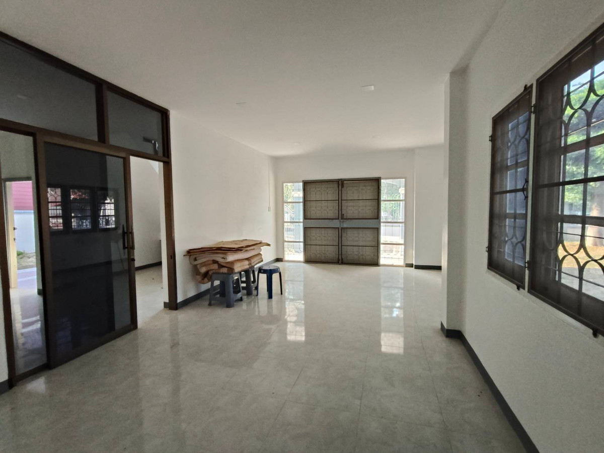 ขายบ้านขอนแก่น : ขายบ้านเดี่ยว 2 ชั้น พร้อมที่ดิน   ถ.สมหวังสังวาล ซอย 2 ต.ในเมือง อ.บ้านไผ่ จ.ขอนแก่น