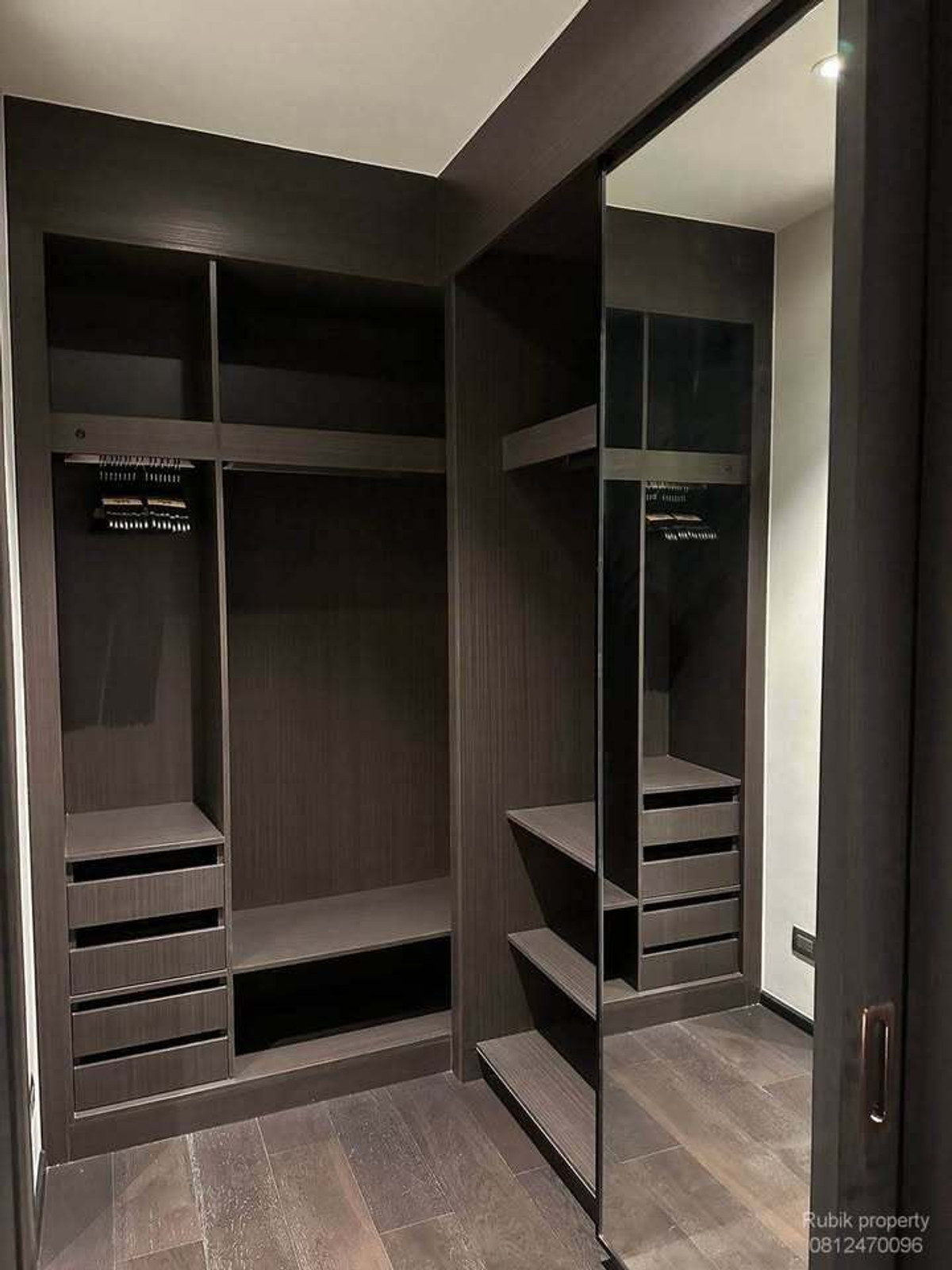 CondoSukhumvit, Asoke, Thonglor : 📣 LAVIQ Sukhumvit 57 — Luxury Condo | Corner Unit | Ready to Move In RB1740