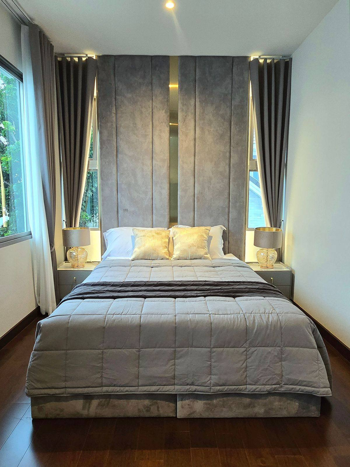 บ้านลาดกระบัง สุวรรณภูมิ : บ้านเดี่ยวแถวลาดกระบังให้เช่า : โครงการ หมู่บ้าน เพอร์เฟค มาสเตอร์พีช 4 สุขุมวิท 77 , มี 4 ห้องนอน 5 ห้องน้ำ พร้อมห้องแม่บ้าน และ ครัวไทย ใกล้สนามบินสุวรรณภูมิ