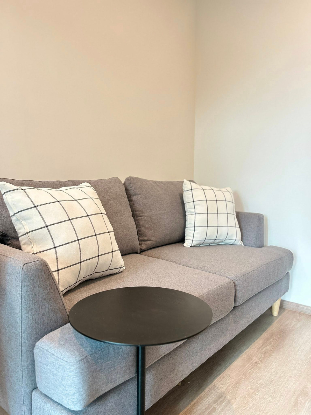 ให้เช่าคอนโดพระราม 9 เพชรบุรีตัดใหม่ RCA : ทำเลและวิวทองมาแล้ว‼️ ให้เช่า🔥 Nue district R9 ห้องสวย เฟอร์ครบจัดเต็ม+มีเครื่องซักผ้า📍พร้อมให้เข้าอยู่  ( ตอบแชทและรับสายไวมาก )