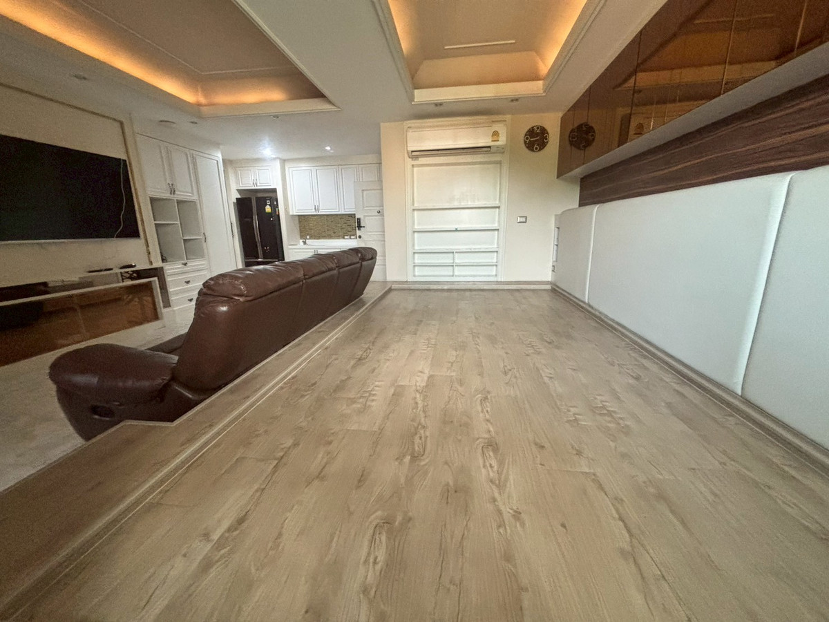 For SaleShop HousePhutthamonthon, Salaya : Commercial building for sale, Chinatown Salaya, near Central, Borommaratchachonnani Rd., decorated, ready to move in and operate.