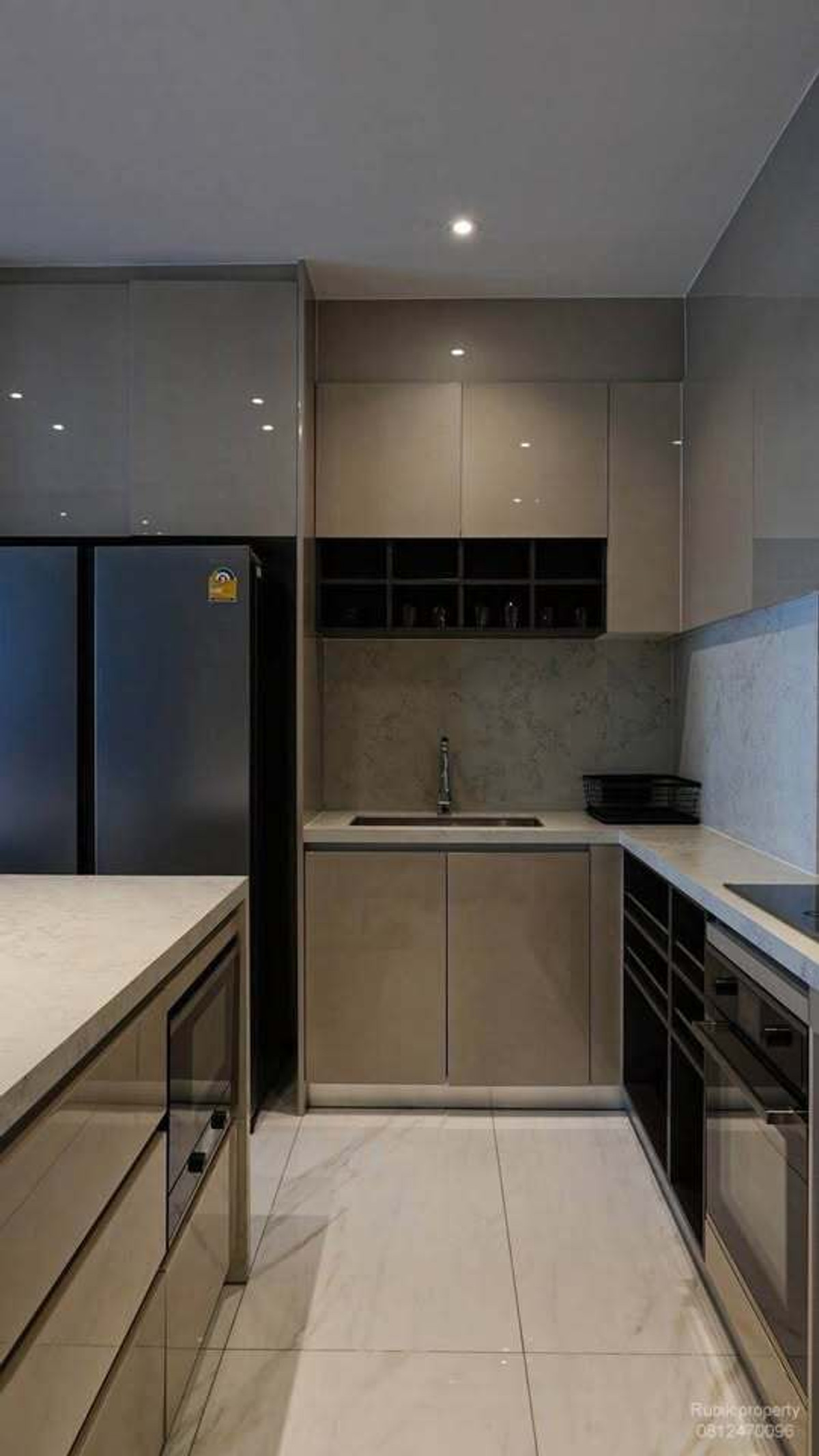 CondoSukhumvit, Asoke, Thonglor : 📣 LAVIQ Sukhumvit 57 — Luxury Condo | Corner Unit | Ready to Move In RB1740