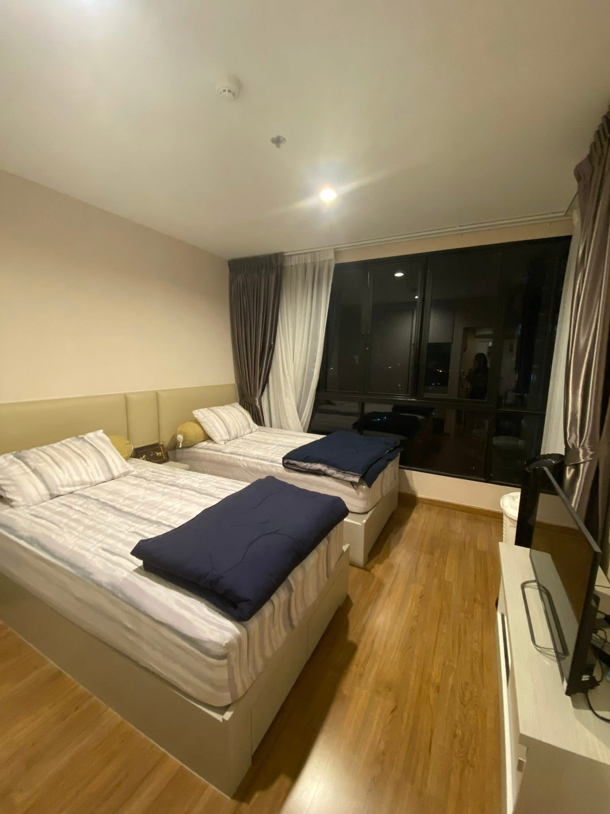 ให้เช่าคอนโดบางซื่อ วงศ์สว่าง เตาปูน : ให้เช่า ✨ The Tree Interchange ✨ เฟอร์นิเจอร์ และ เครื่องใช้ไฟฟ้าครบ ใกล้ MRT บางโพ