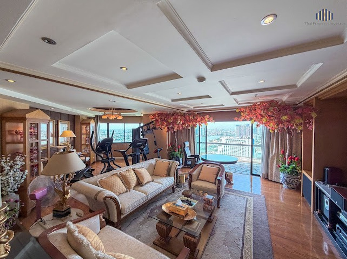For SaleCondoRama3 (Riverside),Satupadit : Large unit on the 33rd floor, beautifully and luxuriously decorated, great value with Chao Phraya River view! Condo for sale at Salintara Condominium Rama 3, size 225.31 sq.m., near Terminal 21 Rama 3. Urgent sale.